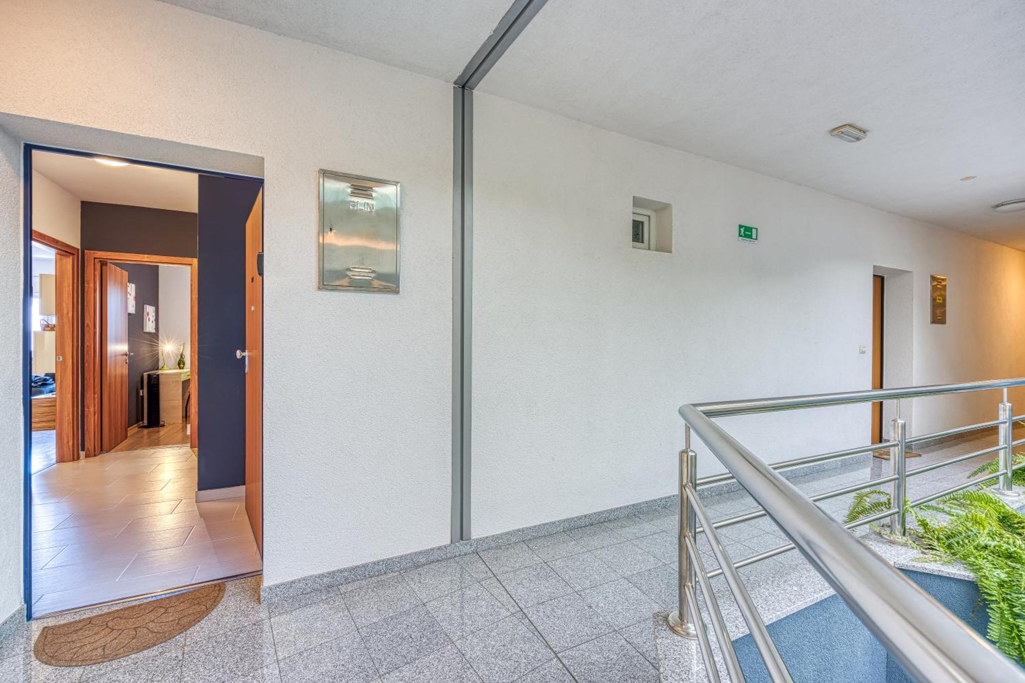 Apartment Dea - Three Bedroom Apartment Pula Zewnętrze zdjęcie