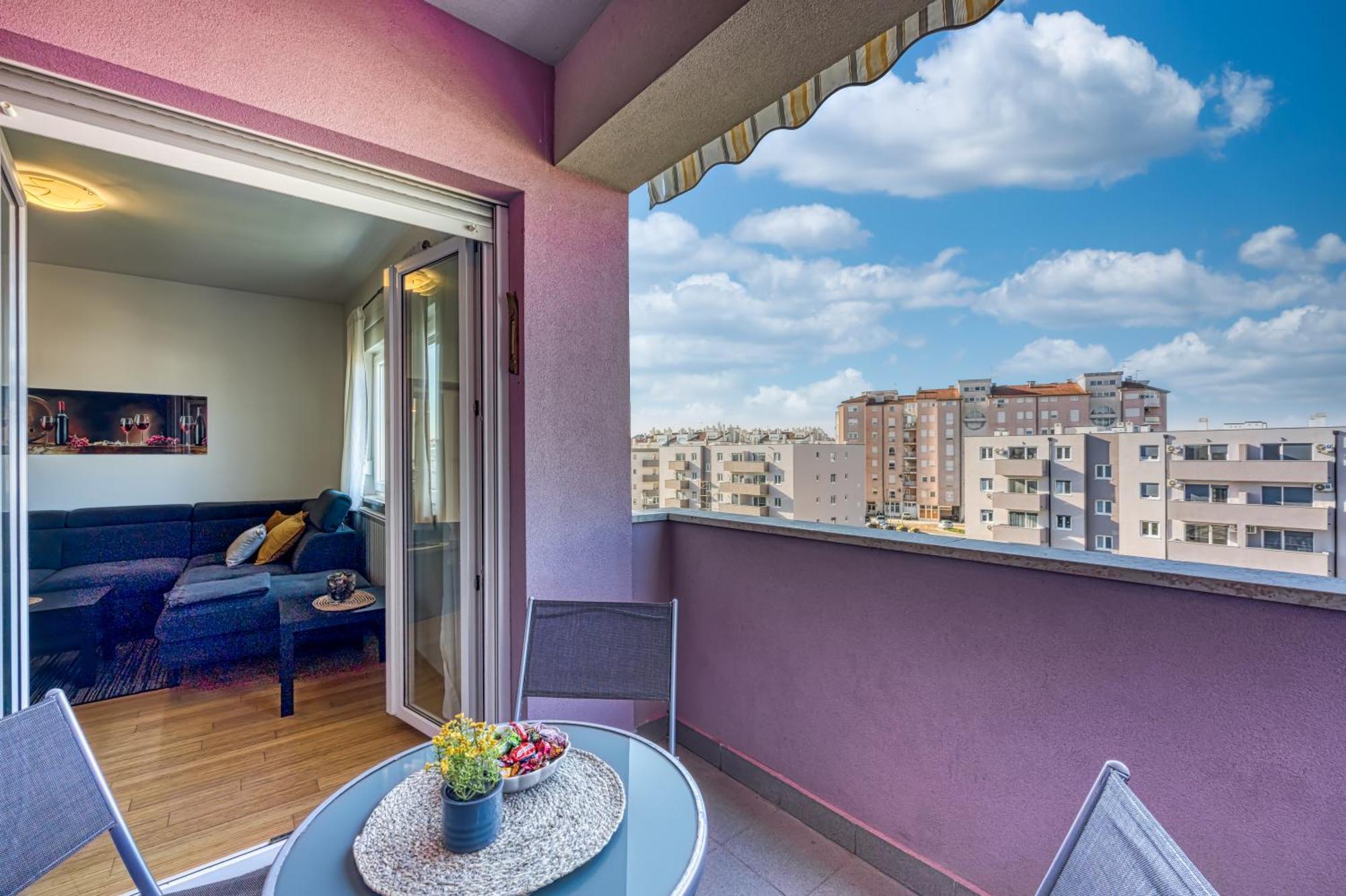 Apartment Dea - Three Bedroom Apartment Pula Zewnętrze zdjęcie